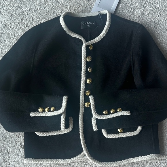Chanel Black Blazer with Gold Buttons and White Trim - Picture 4 of 7